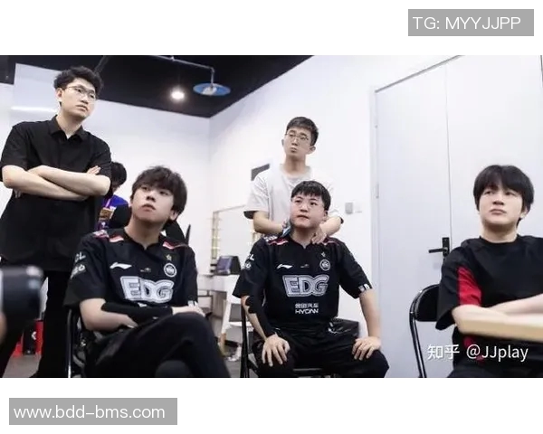 电竞新闻深入分析EDG与WE比赛后的团队配合与战术执行细节 电竞新闻深入分析EDG与WE比赛后的团队配合与战术执行细节