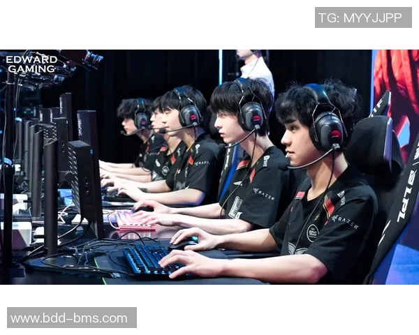 电竞比分王者荣耀焦点JDG战队灵活性分析与战术应用探讨实时新闻